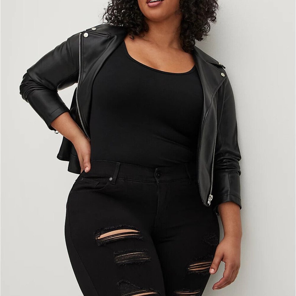 Torrid Bombshell Stretch Skinny Jeans Black Distressed Plus Size 20 Short H13228 - Picture 3 of 12